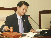 제169회 임시회 예산결산 위원장 송철진 의원 선출