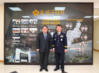 유성경찰서장 의회 방문